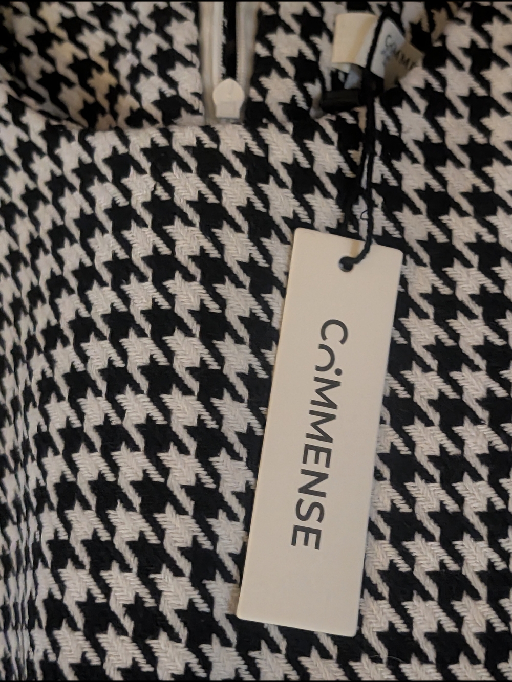 Commense Black & White Houndstooth Sleeveless Mini Dress - Picture 7 of 8